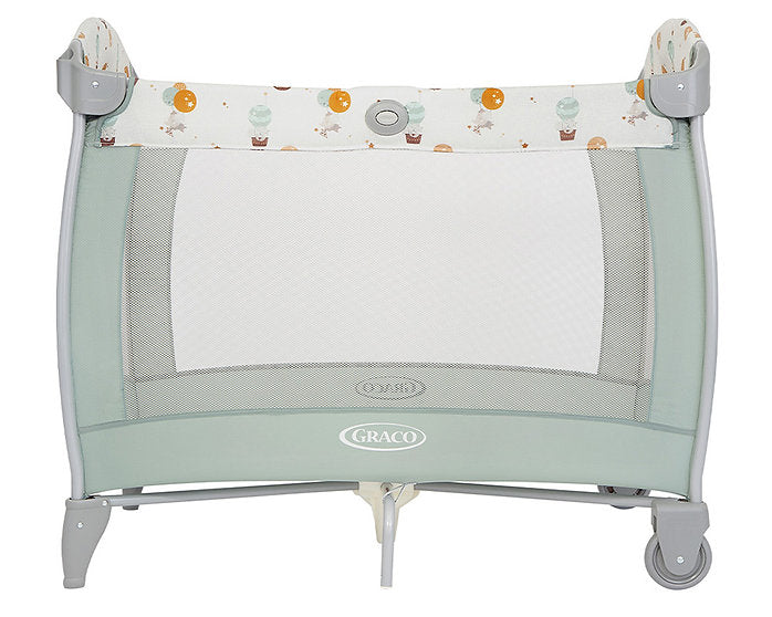 美國 Graco Contour® Electra 安撫遊戲床連更換台 - 空中漫遊 (初生 ~ 3歲 / 15kg) 簡單按鍵收摺設計 | 收納袋方便攜帶