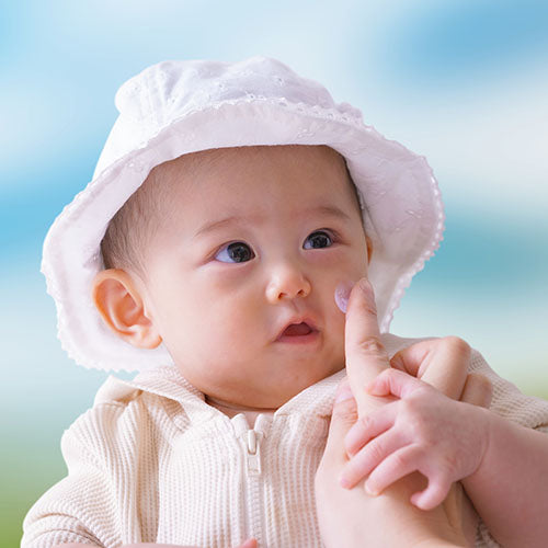 Japan Pigeon Baby Anti-UV Waterproof Sunscreen Lotion 30g (SPF35 PA+++) does not contain UV absorbers, preservatives, alcohol and fragrances
