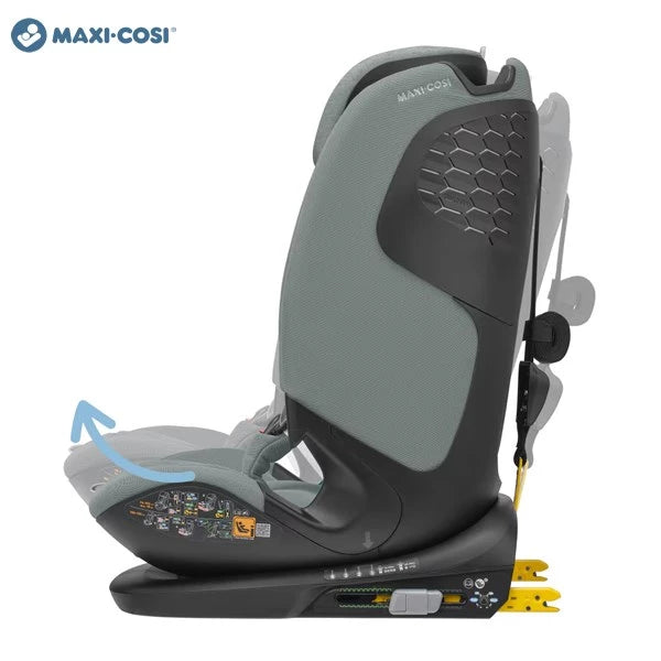 Maxi-Cosi Nomad Plus Foldable Portable Car Seat - Black (15 months to 4 years | One-touch fold for easy portability) 