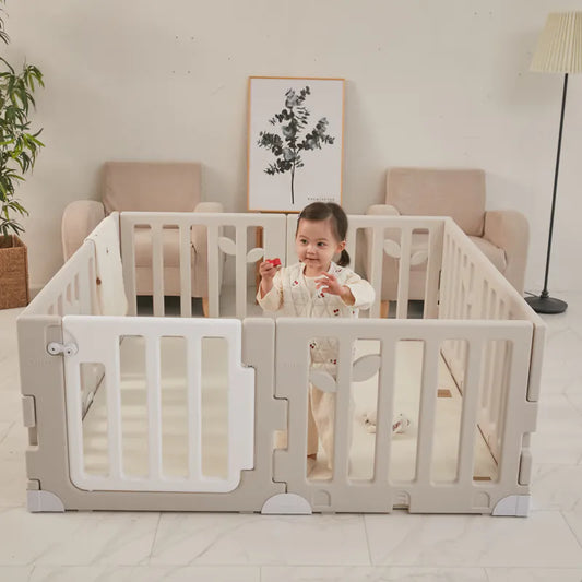 Caraz Leaf Playpen (Size: 168 X 128 X 70cm) Made in Korea