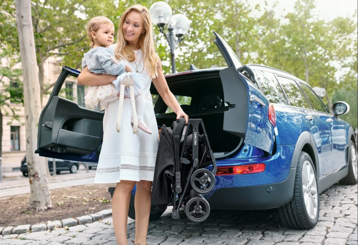 Maxi-Cosi EVA3 Stroller from the Netherlands - Champagne Black (Newborn ~ 22kg / Approximately 4 years old)