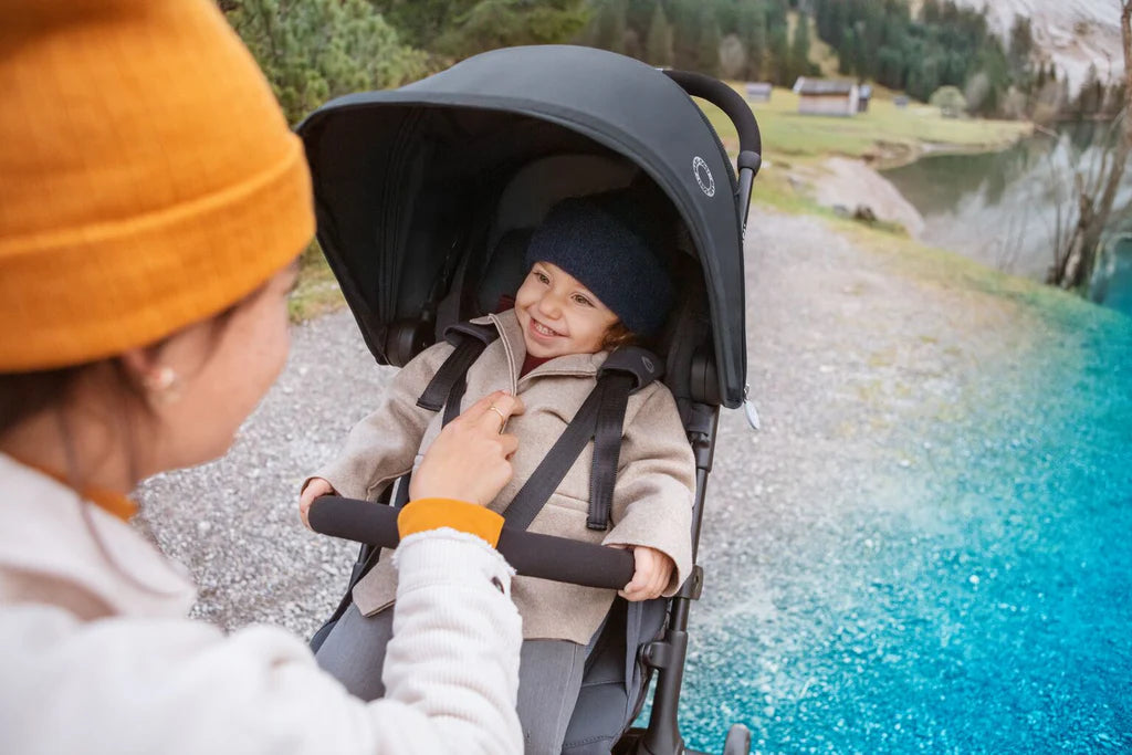 荷蘭 Maxi Cosi Lara2 輕便手推車 - 深灰 GRAPHITE (初生~3.5歲) 🌟附送汽車座椅接駁